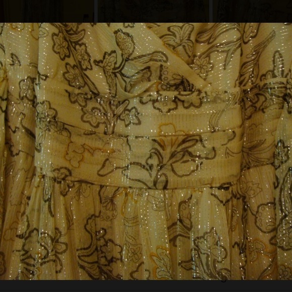 BCBGMAXAZRIA - Picture 4 of 13